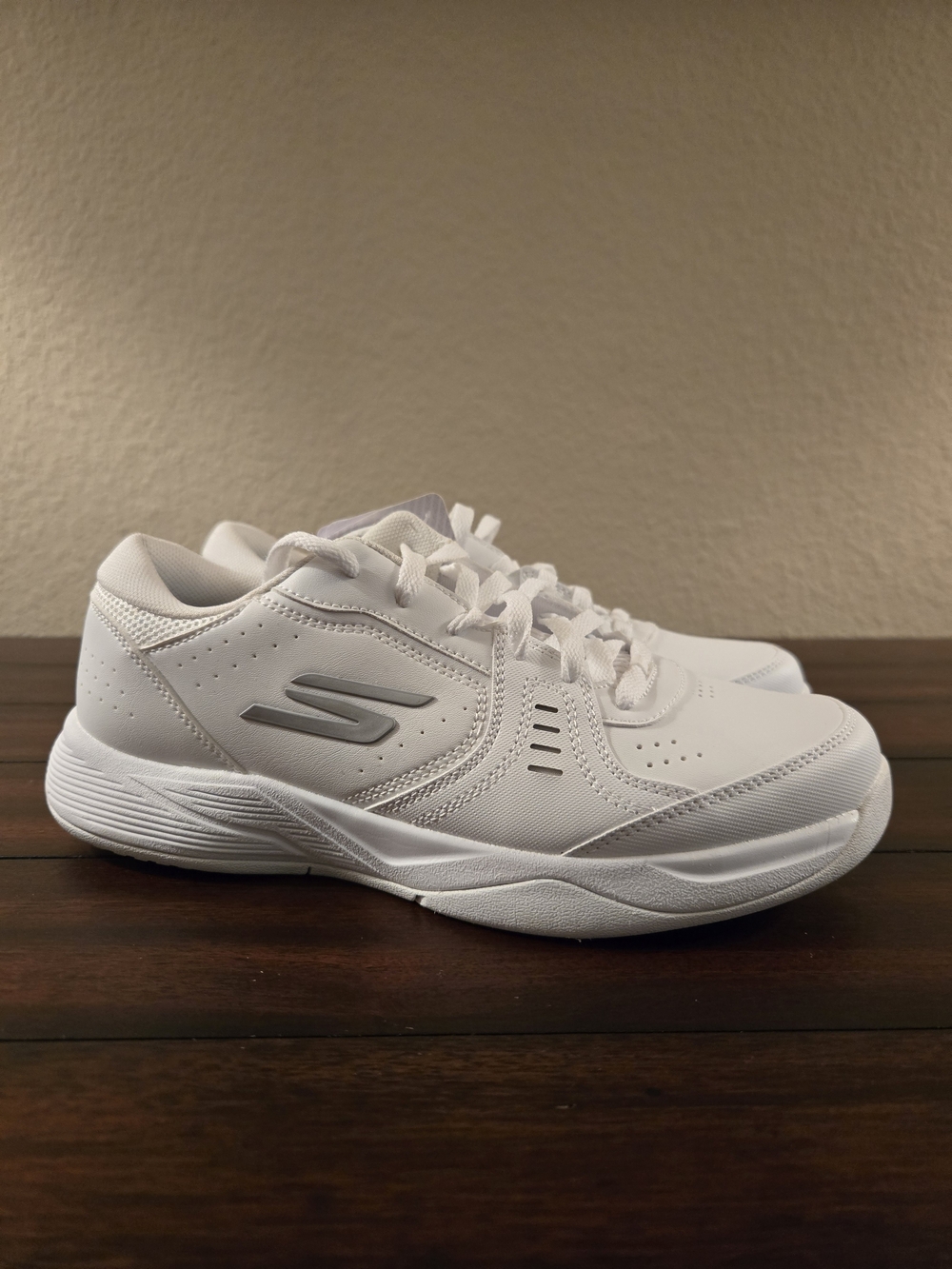 Skechers Women’s Lightweight White Athletic Sneakers